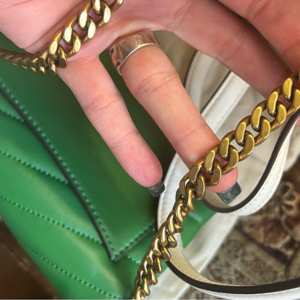 Tory Burch Green Quilted Crossbody with White Trim and Gold Logo - Picture 14 of 15